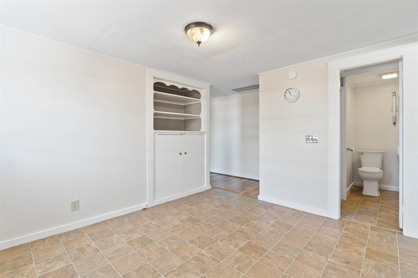 98 & 100 Main Street, Winthrop, ME 04364