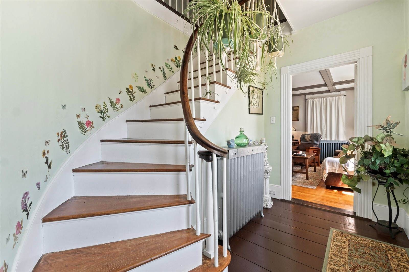 98 & 100 Main Street, Winthrop, ME 04364