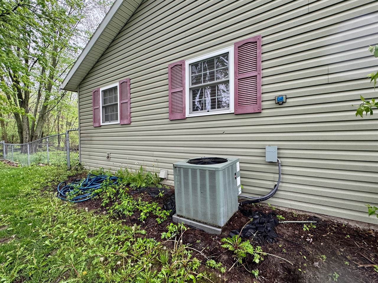 1310 Orange Rd, Ashland, OH 44805