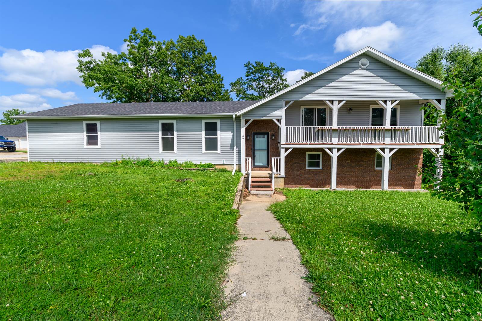 109 Phoenix Avenue, Saint Robert, MO 65584