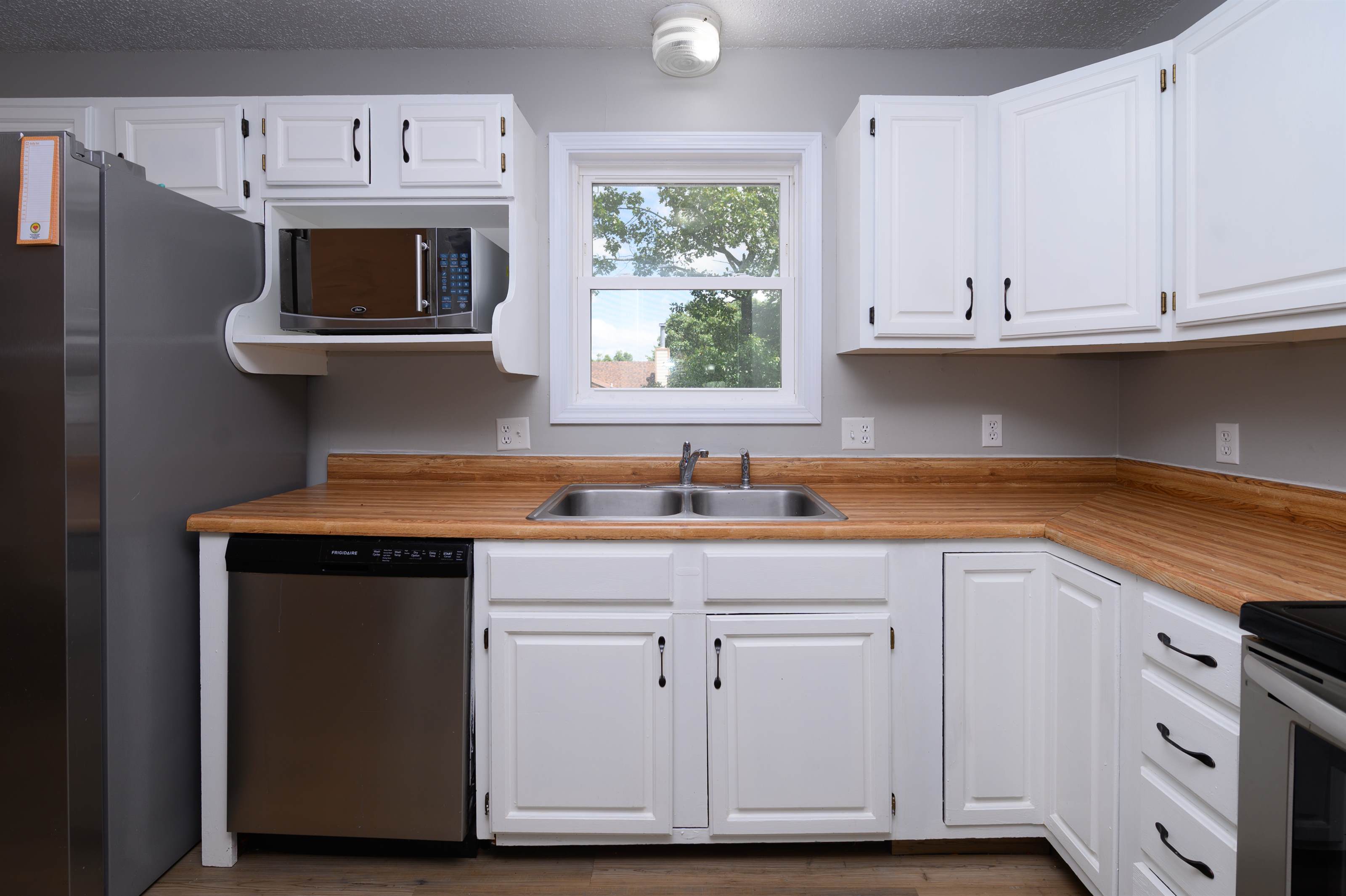 109 Phoenix Avenue, Saint Robert, MO 65584