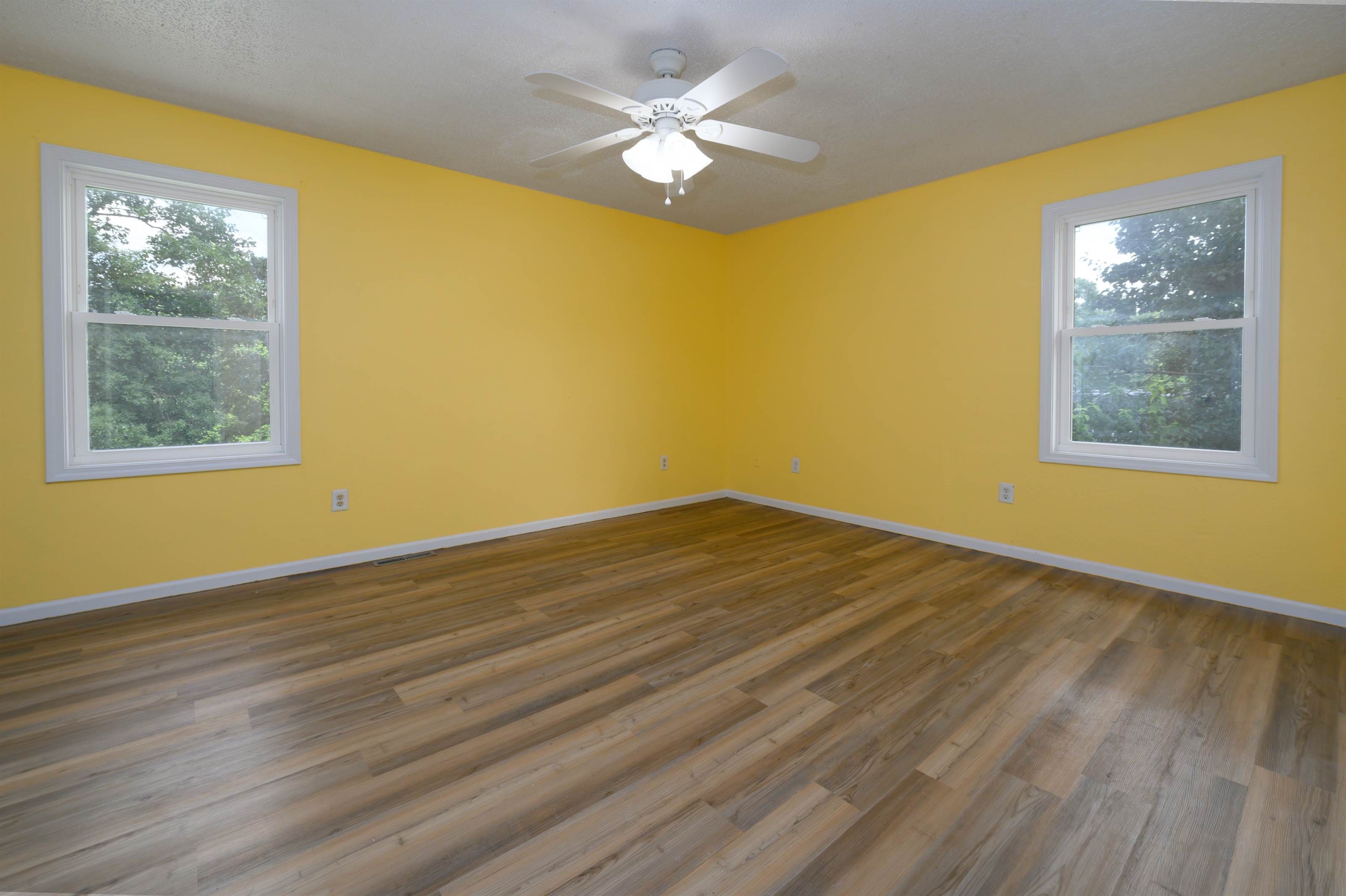 109 Phoenix Avenue, Saint Robert, MO 65584