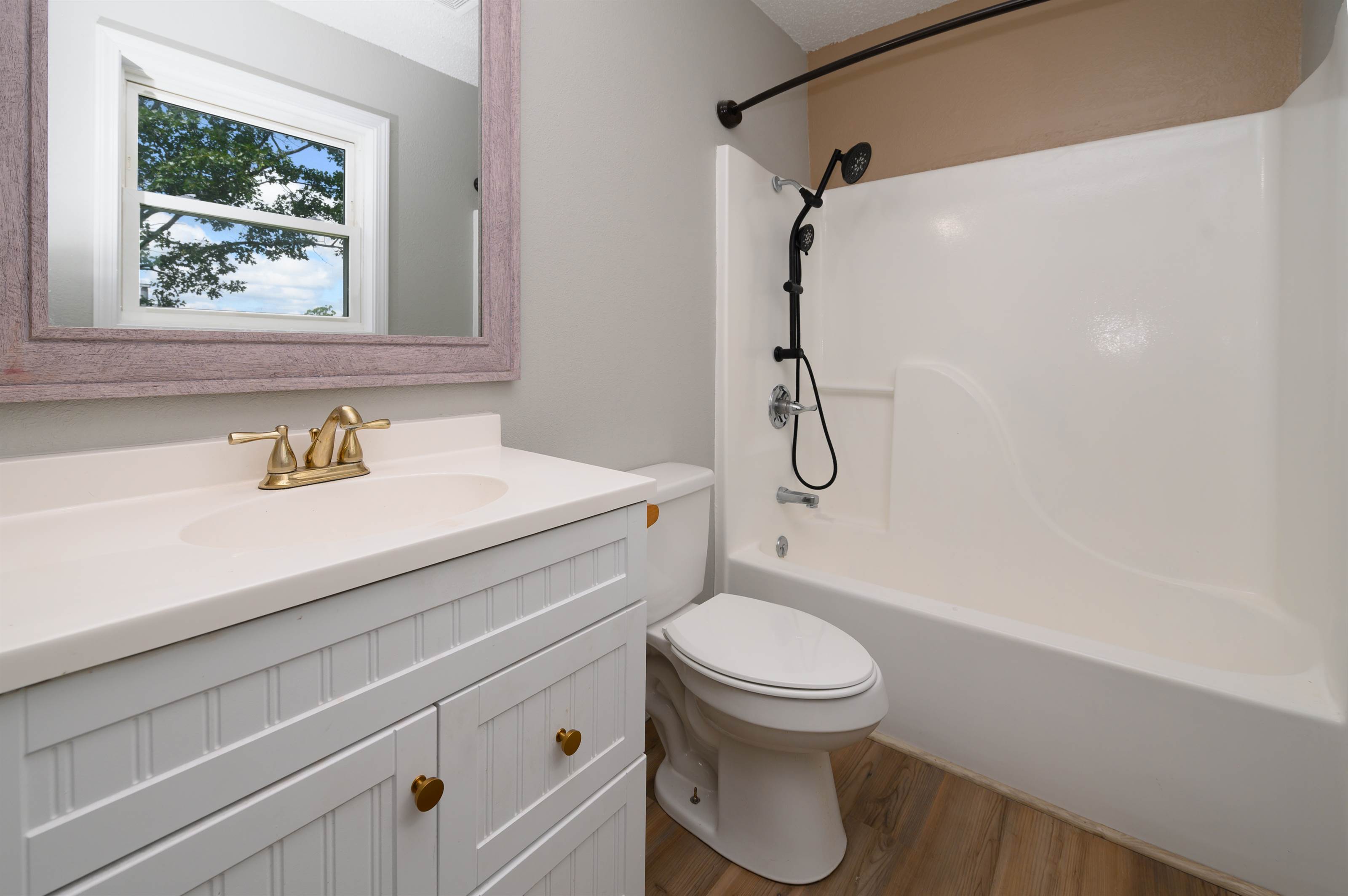 109 Phoenix Avenue, Saint Robert, MO 65584