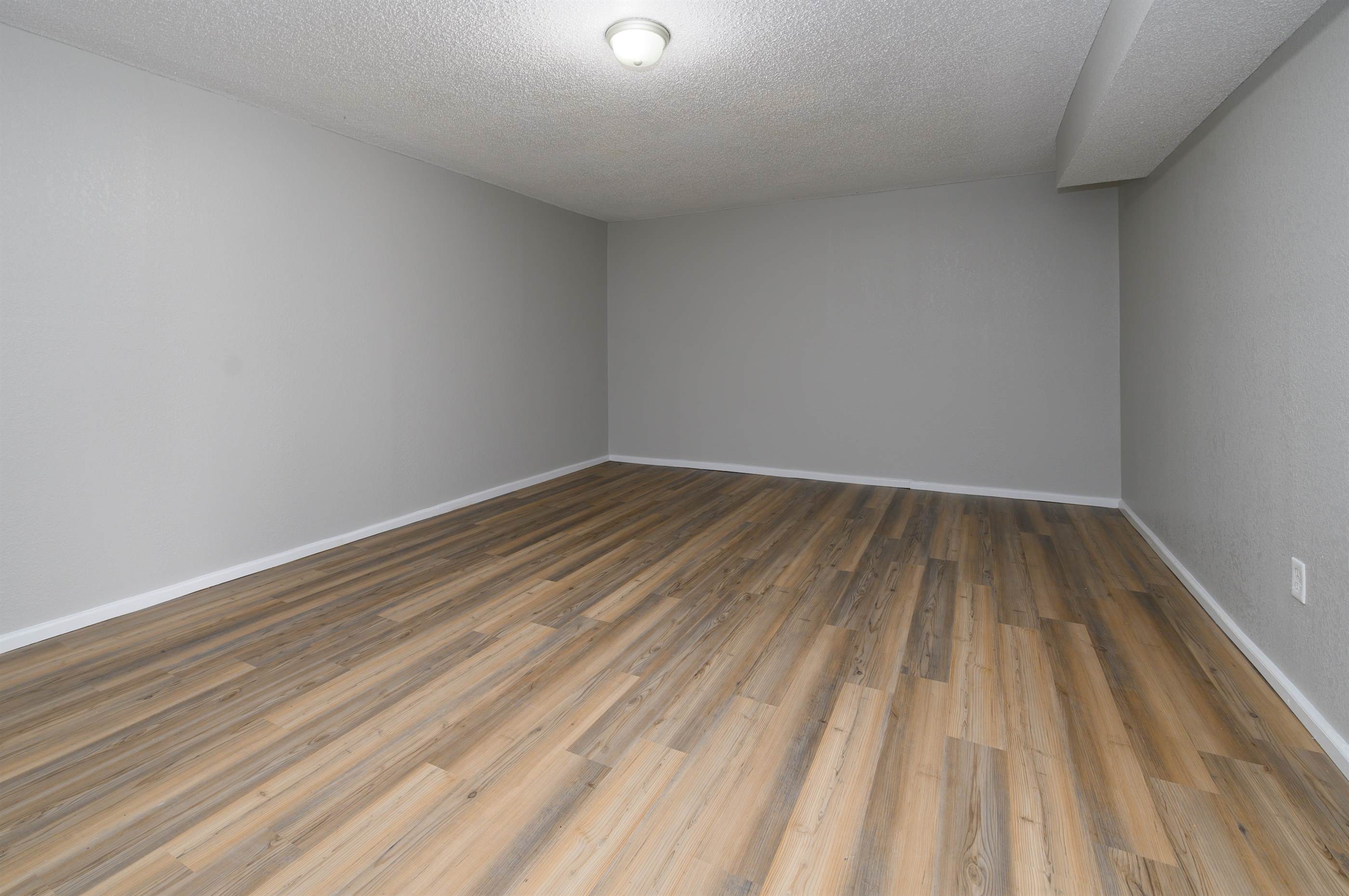 109 Phoenix Avenue, Saint Robert, MO 65584