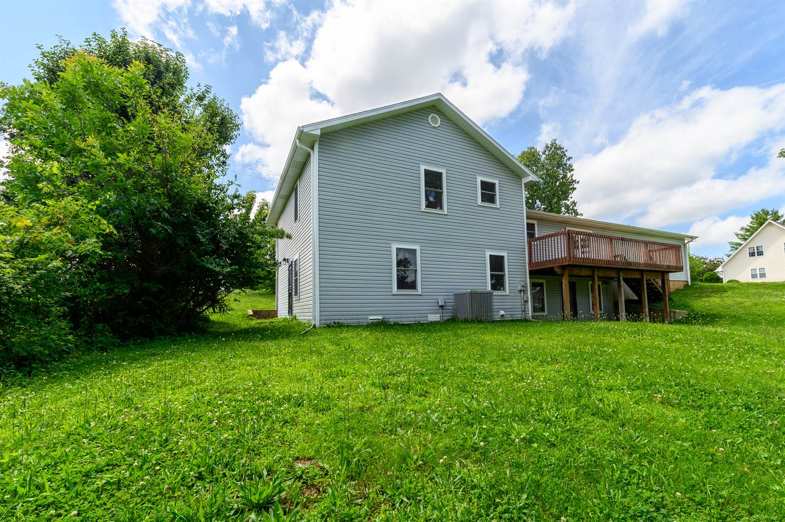 109 Phoenix Avenue, Saint Robert, MO 65584