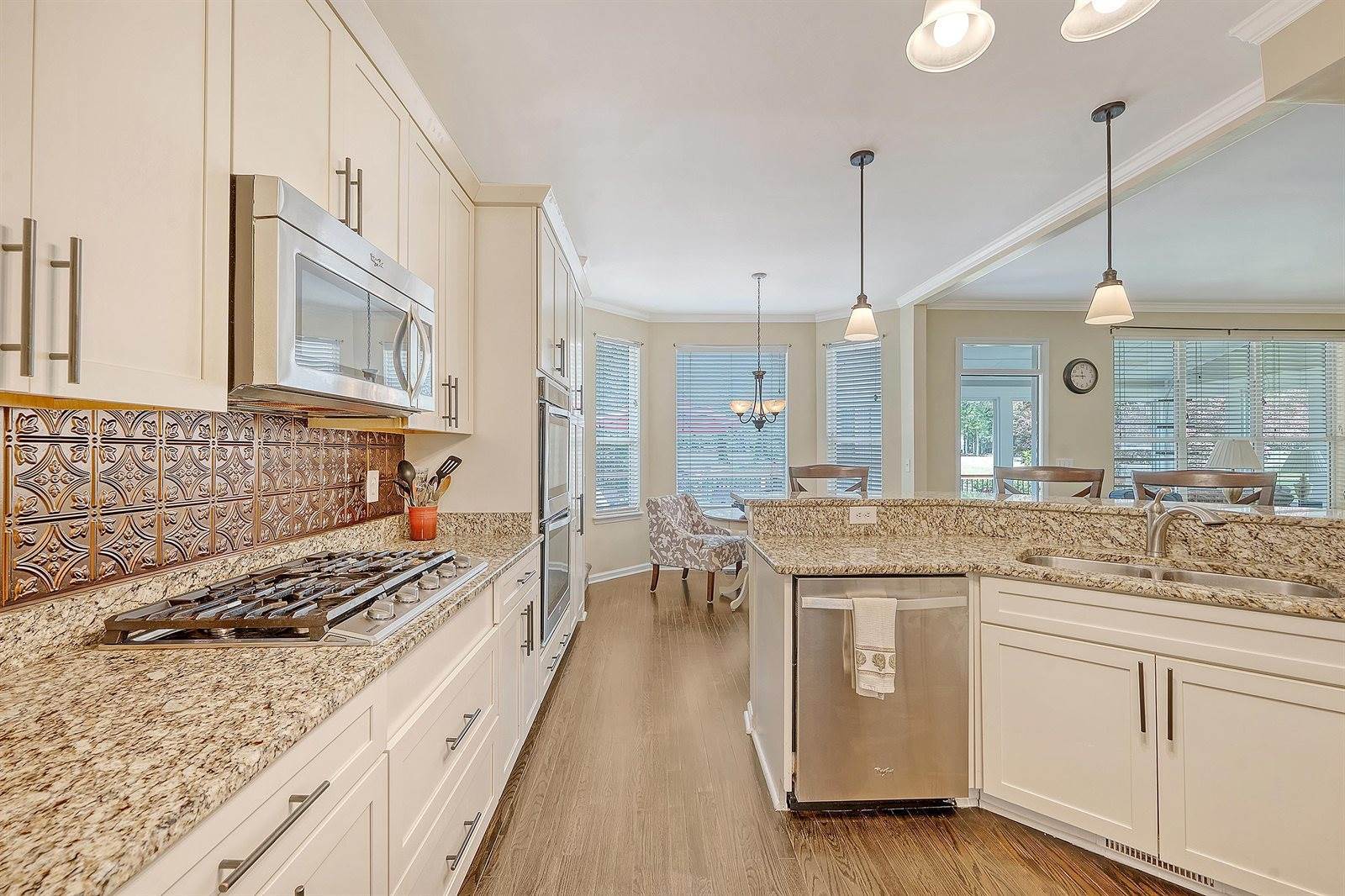 322 Clubview Road, Summerville, SC 29485