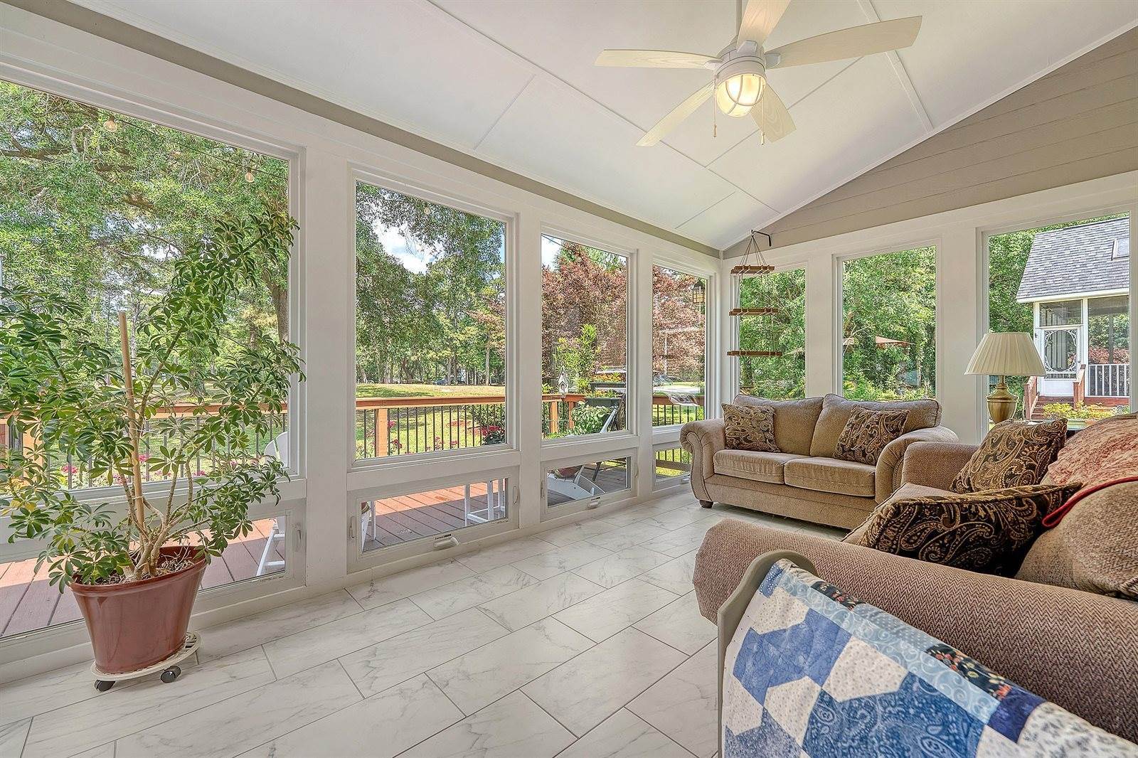 322 Clubview Road, Summerville, SC 29485