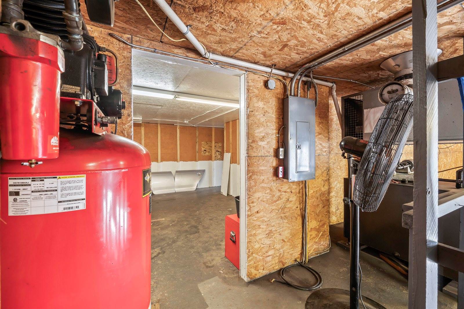 34 Compass Lane, Topsham, ME 04086