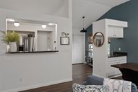 5372 Thistledown Dr, Columbus, OH 43221