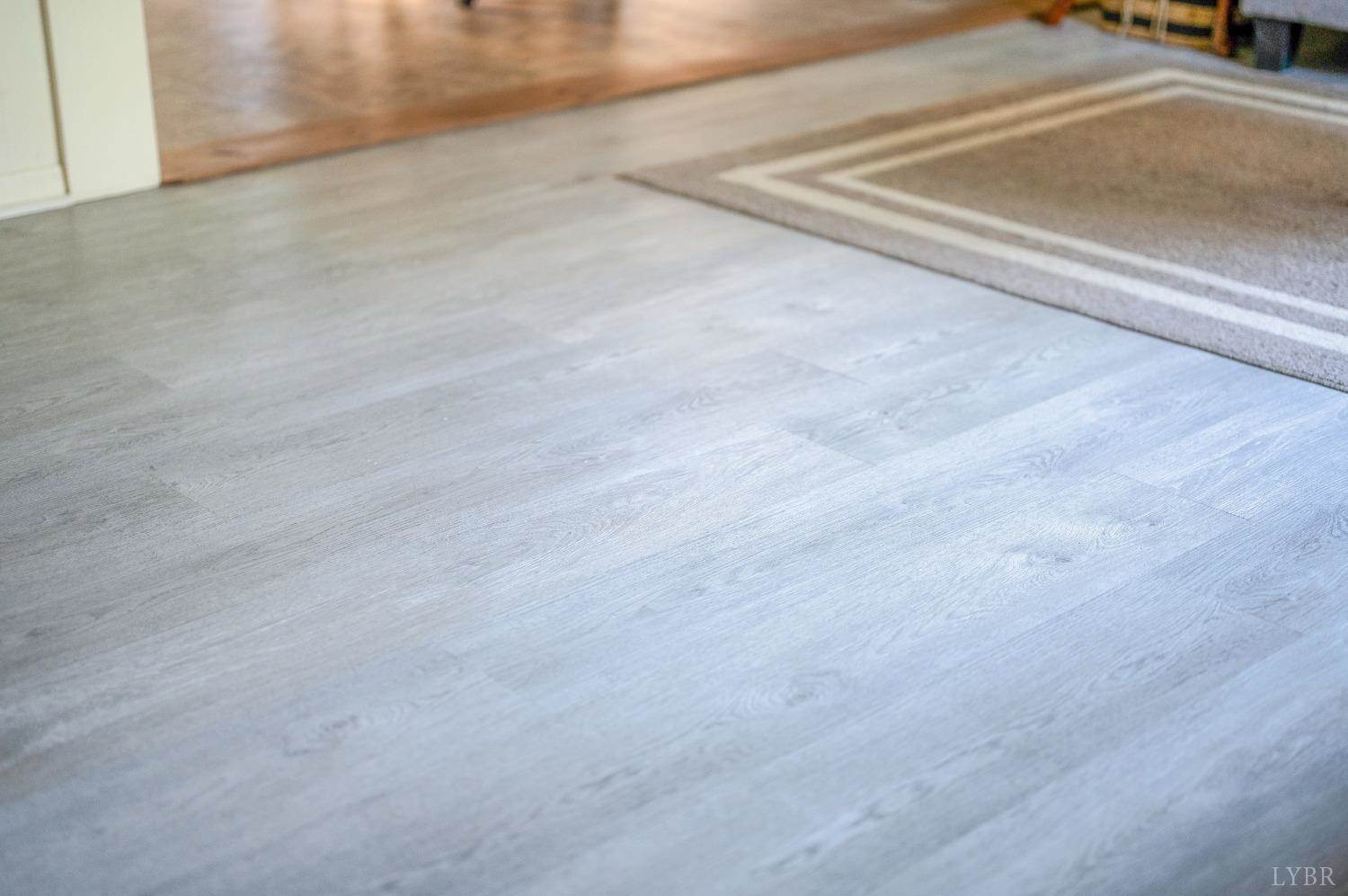 9124 Oakville Road, Gladstone, VA 24553