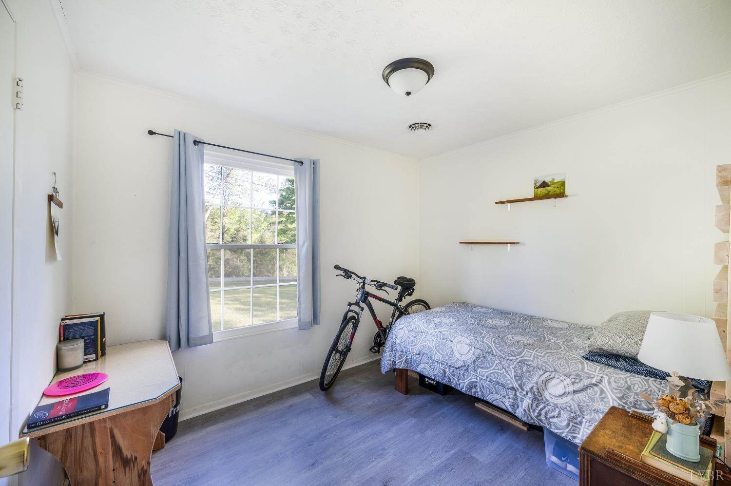 9124 Oakville Road, Gladstone, VA 24553