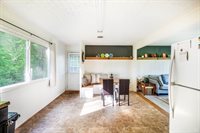 9124 Oakville Road, Gladstone, VA 24553