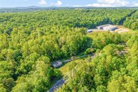 9124 Oakville Road, Gladstone, VA 24553