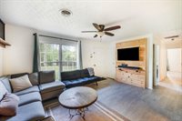 9124 Oakville Road, Gladstone, VA 24553