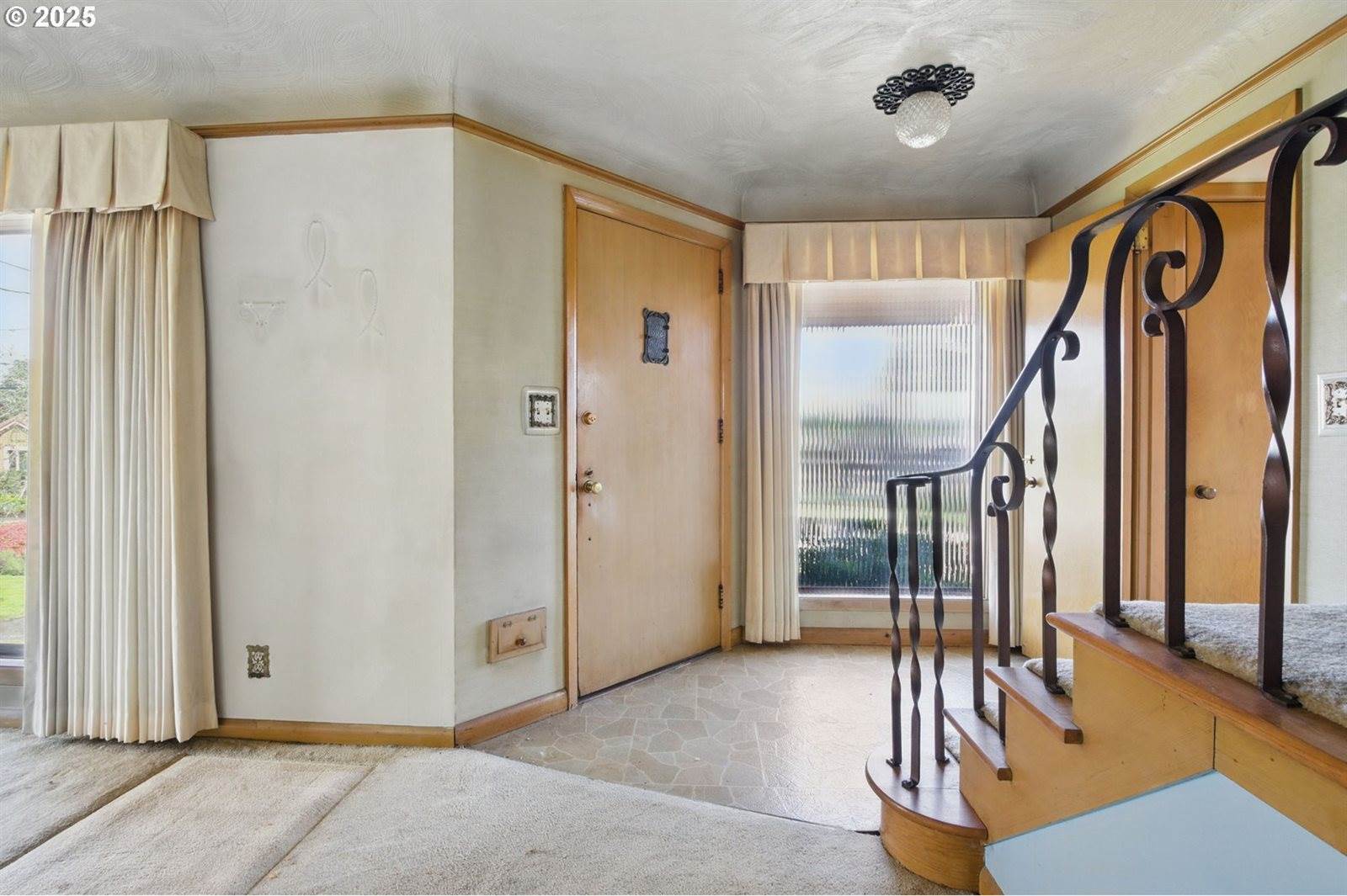 4514 NE Campaign St, Portland, OR 97218