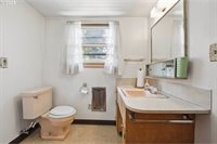 4514 NE Campaign St, Portland, OR 97218