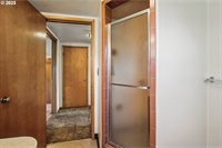 4514 NE Campaign St, Portland, OR 97218