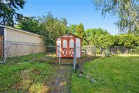 4514 NE Campaign St, Portland, OR 97218