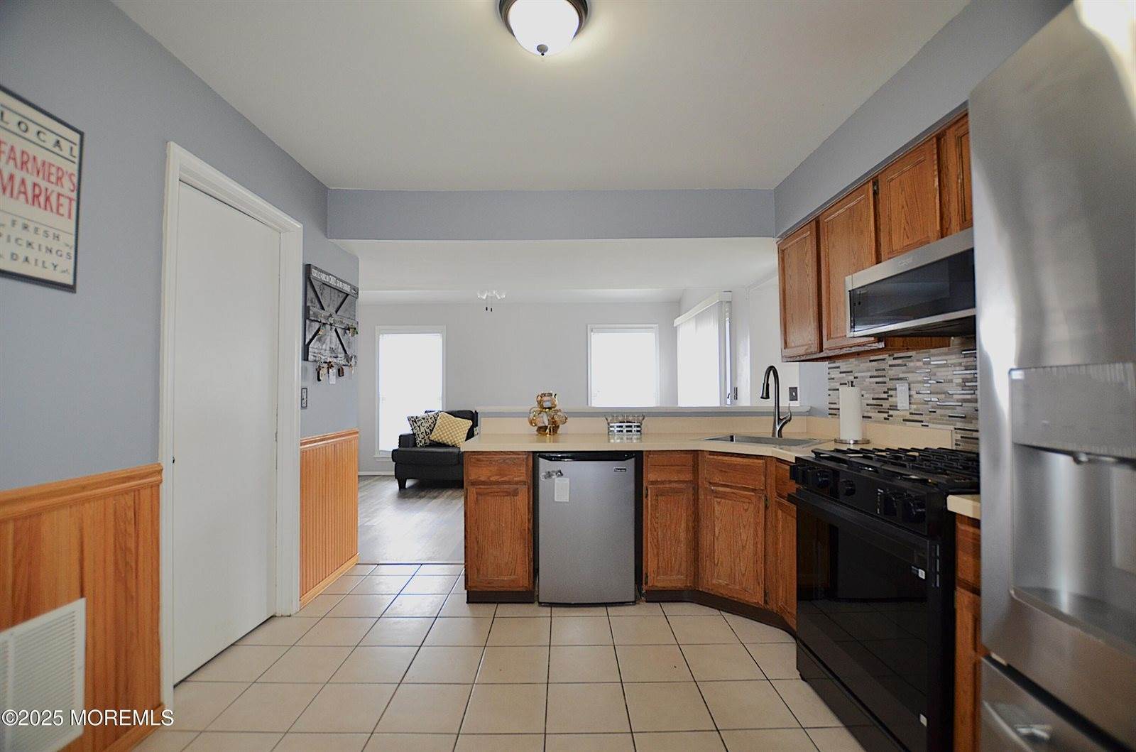 10 Cripple Creek Road, Howell, NJ 07731