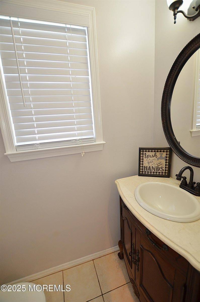 10 Cripple Creek Road, Howell, NJ 07731