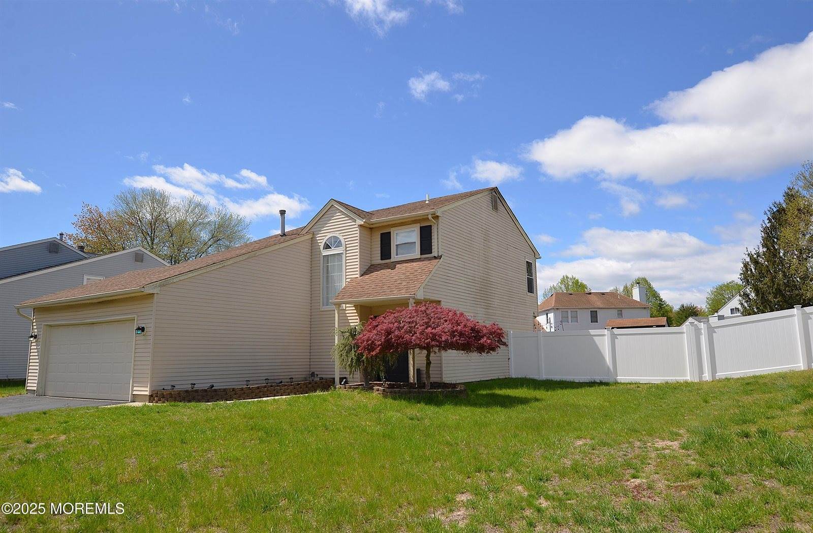 10 Cripple Creek Road, Howell, NJ 07731