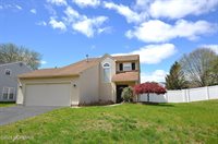 10 Cripple Creek Road, Howell, NJ 07731