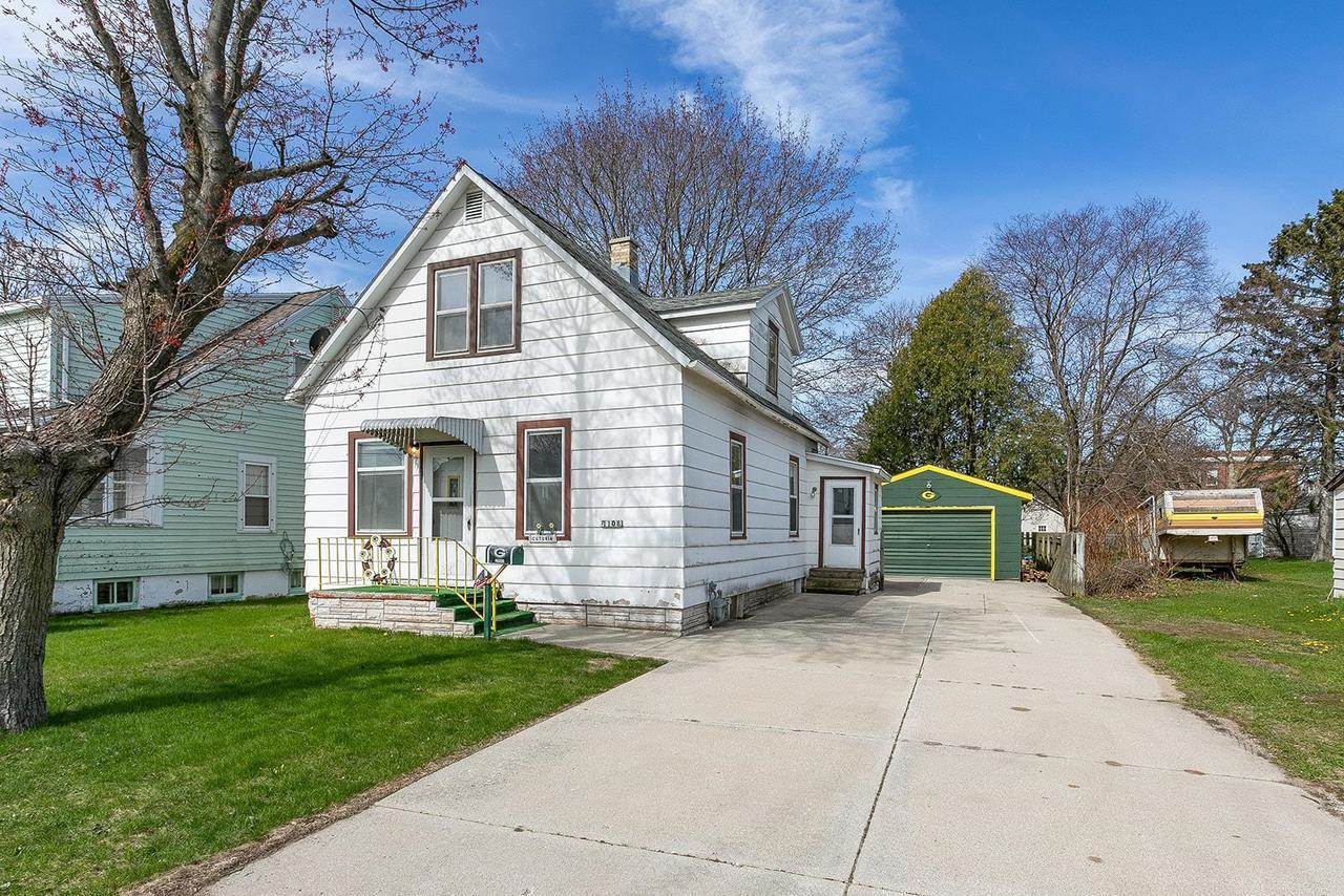 1108 Hawthorne Street, Two Rivers, WI 54241