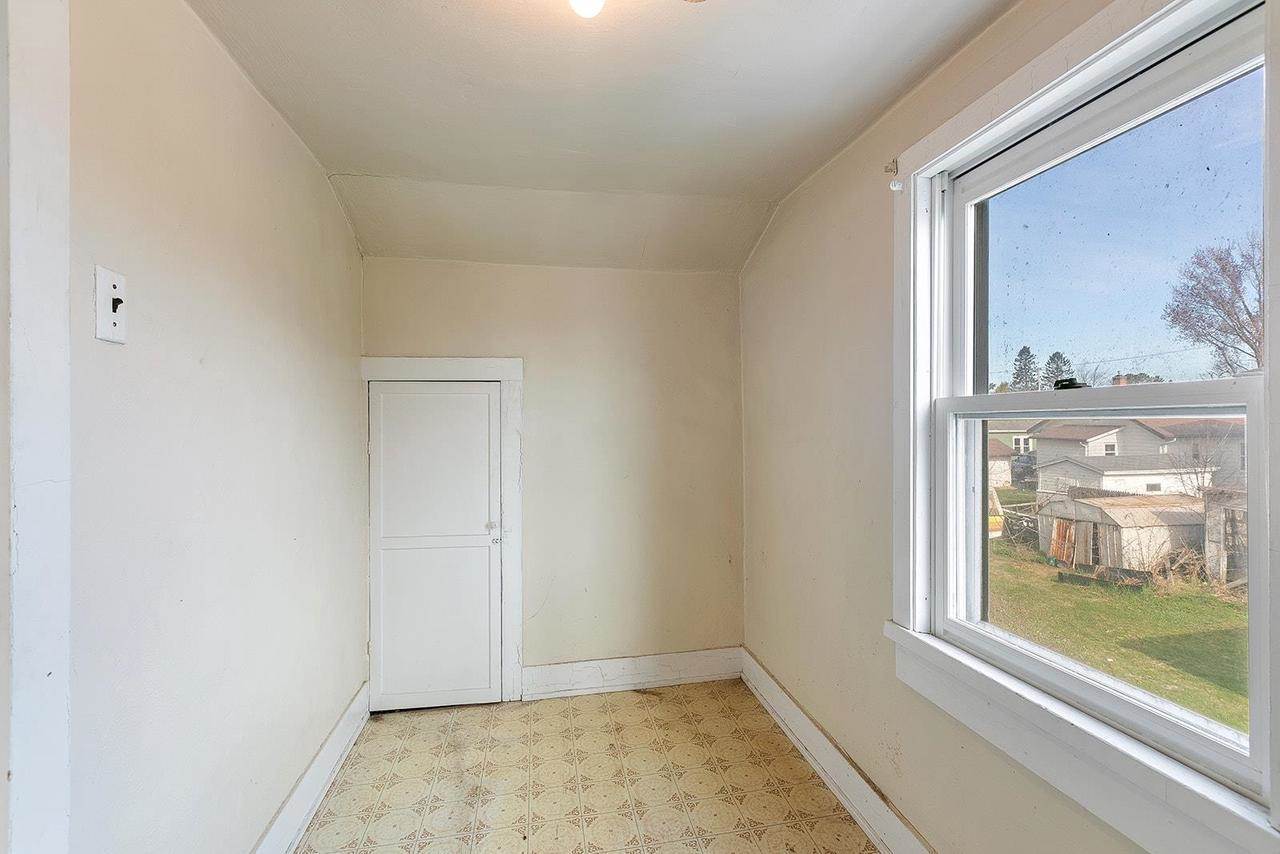 1108 Hawthorne Street, Two Rivers, WI 54241