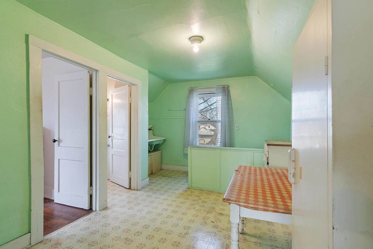 1108 Hawthorne Street, Two Rivers, WI 54241