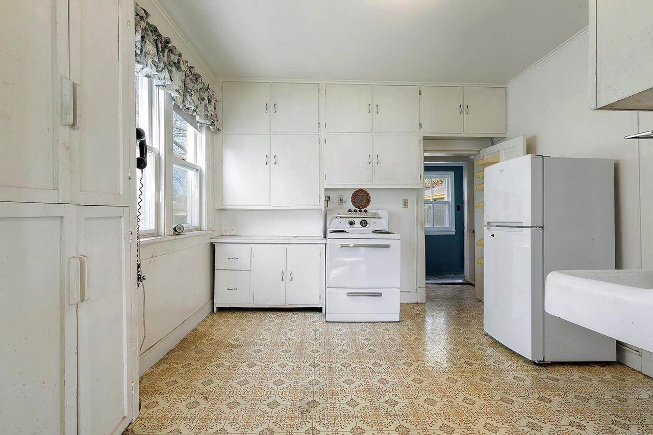 1108 Hawthorne Street, Two Rivers, WI 54241