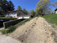 120 East Street, Potosi, WI 53820