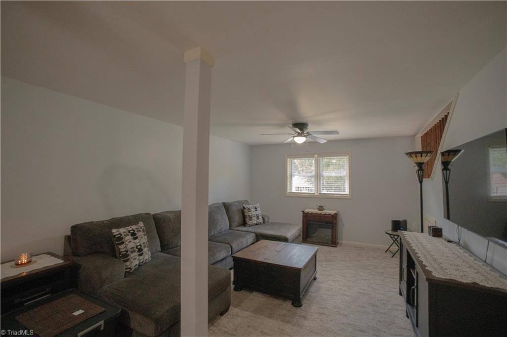 1573 Twin Oaks Drive, King, NC 27021