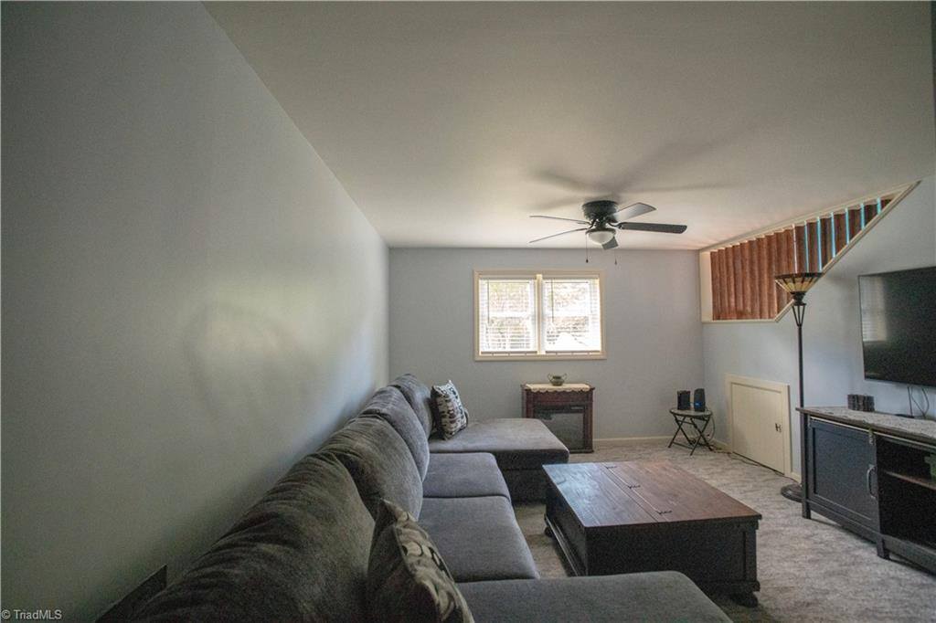 1573 Twin Oaks Drive, King, NC 27021