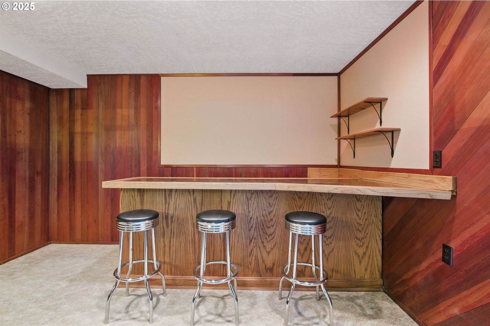 6490 Chessington Ln, Gladstone, OR 97027