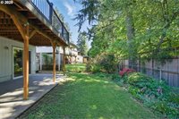 6490 Chessington Ln, Gladstone, OR 97027
