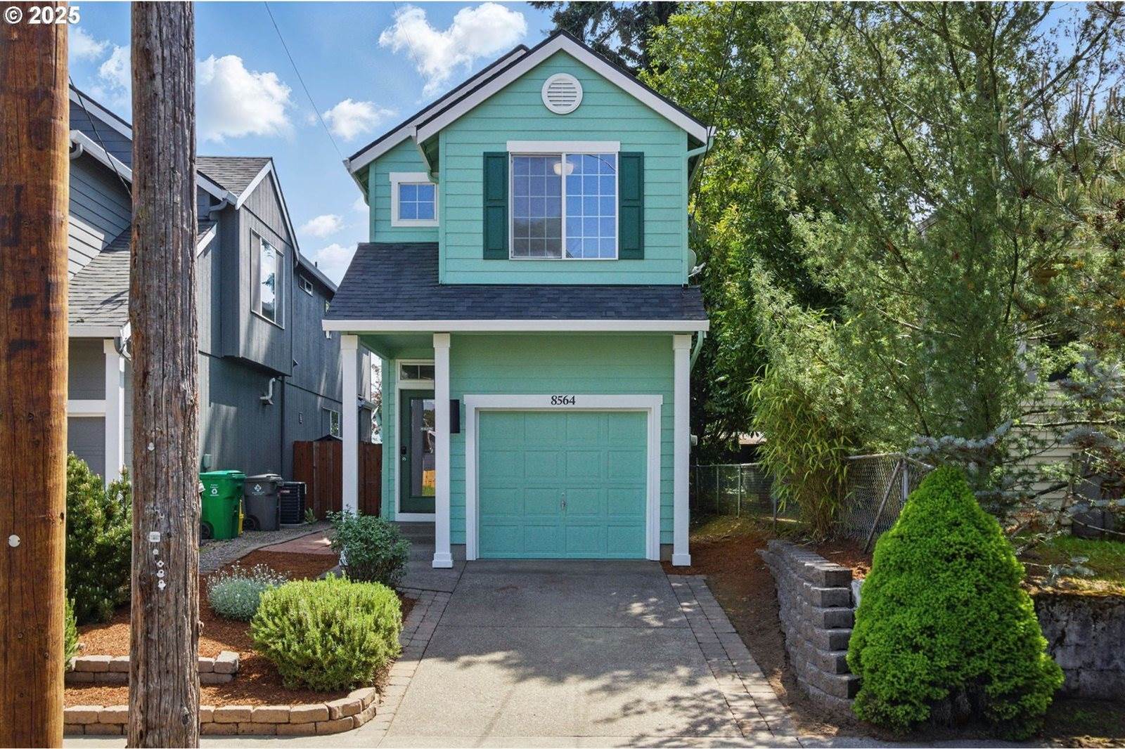 8564 North Mohawk Ave, Portland, OR 97203