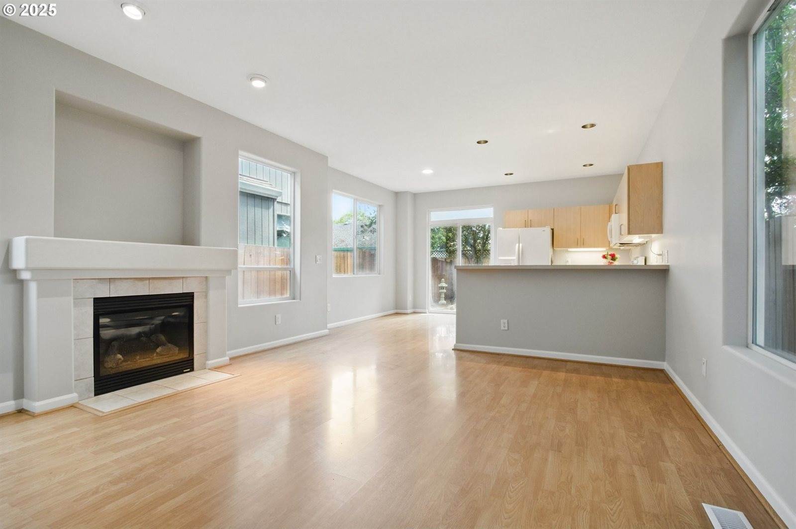 8564 North Mohawk Ave, Portland, OR 97203