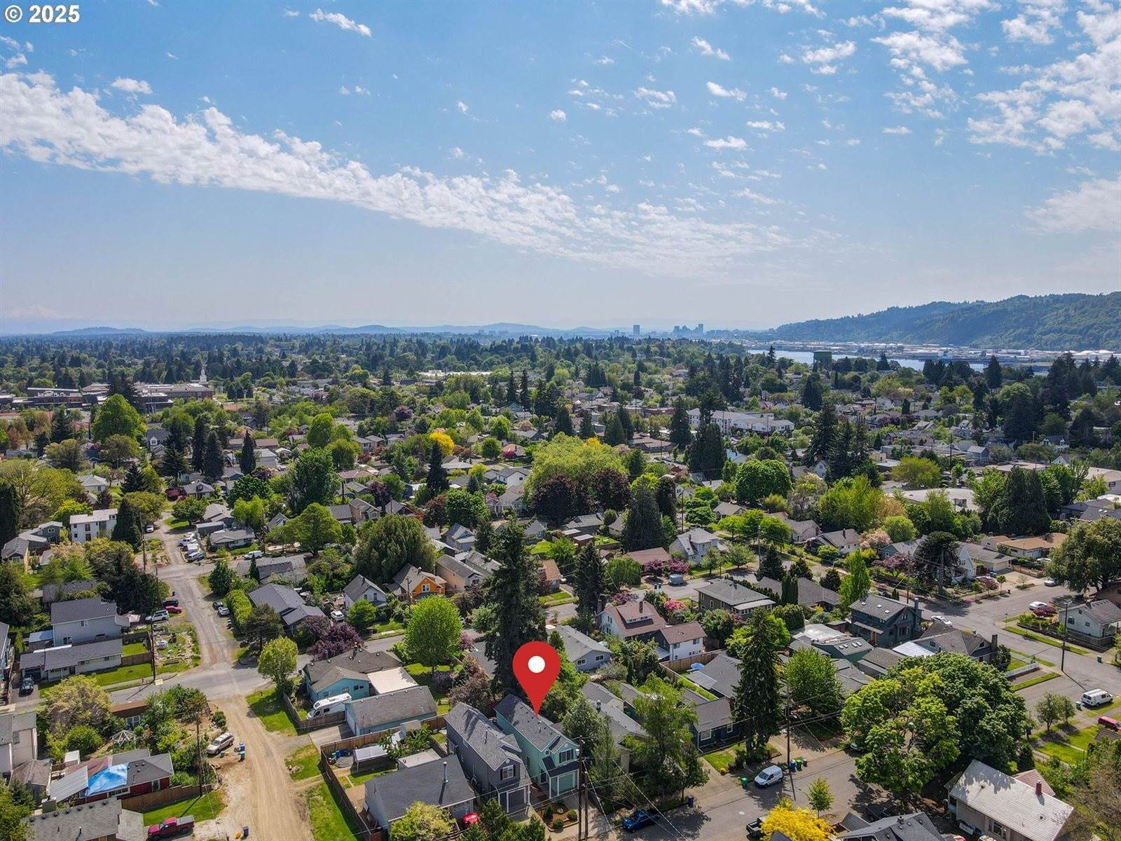 8564 North Mohawk Ave, Portland, OR 97203