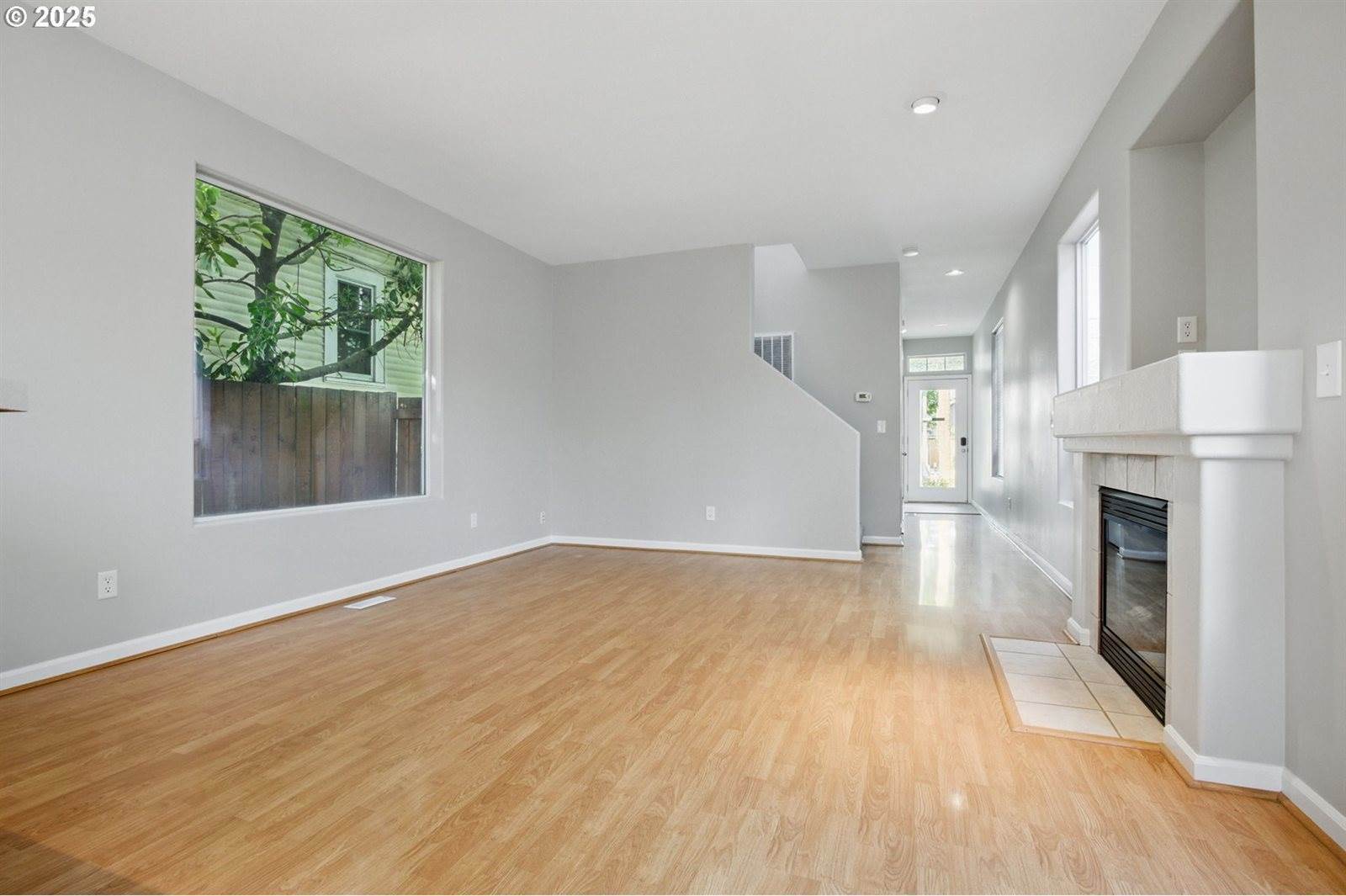 8564 North Mohawk Ave, Portland, OR 97203