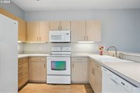 8564 North Mohawk Ave, Portland, OR 97203