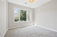 8564 North Mohawk Ave, Portland, OR 97203