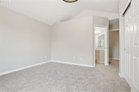 8564 North Mohawk Ave, Portland, OR 97203