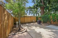 8564 North Mohawk Ave, Portland, OR 97203