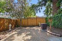 8564 North Mohawk Ave, Portland, OR 97203