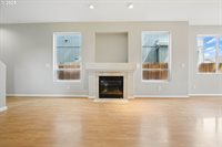 8564 North Mohawk Ave, Portland, OR 97203