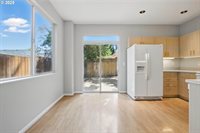 8564 North Mohawk Ave, Portland, OR 97203