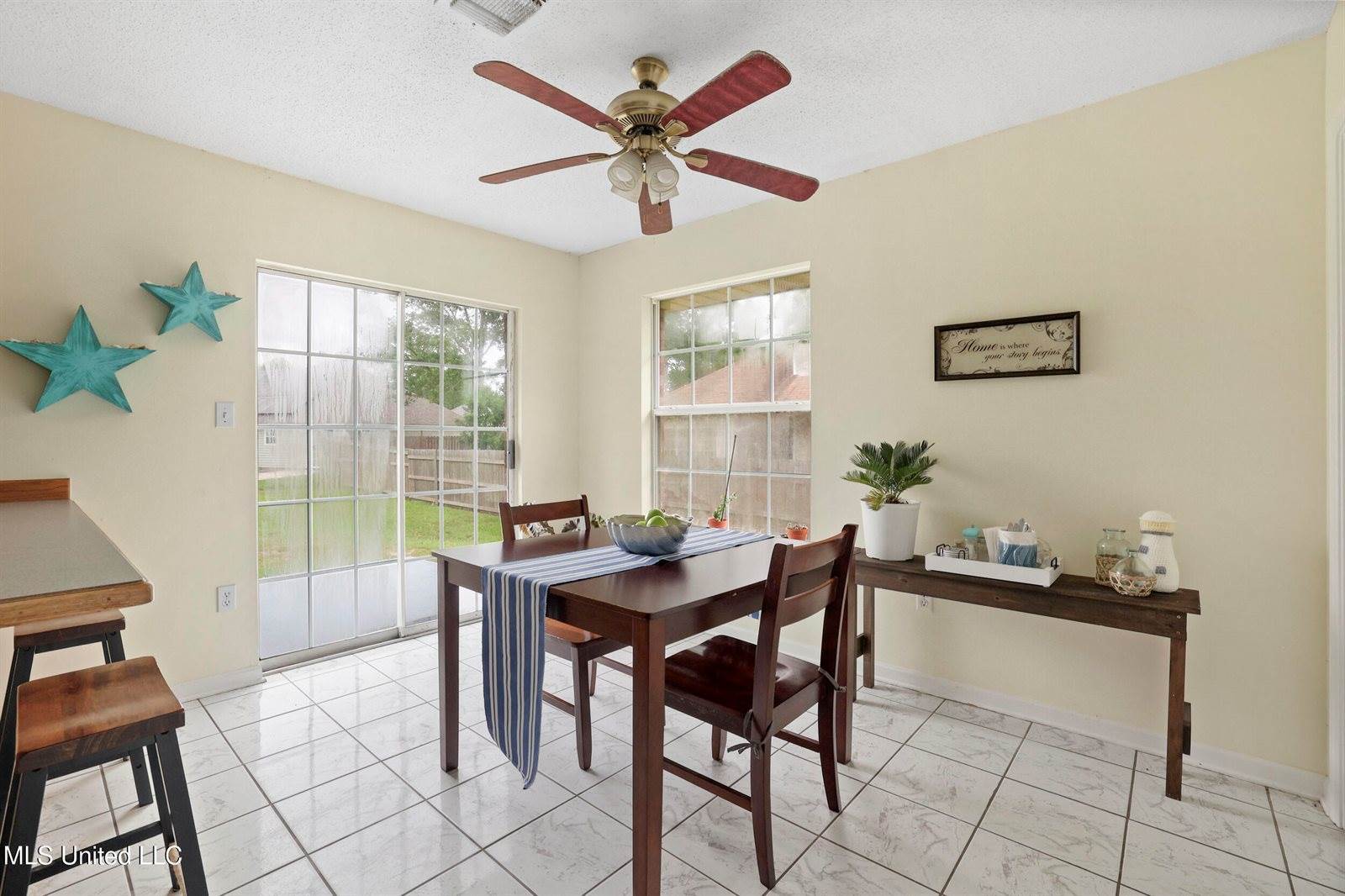 11066 Bayview Lane, Biloxi, MS 39532