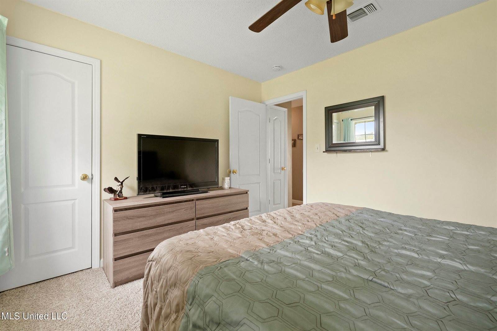 11066 Bayview Lane, Biloxi, MS 39532