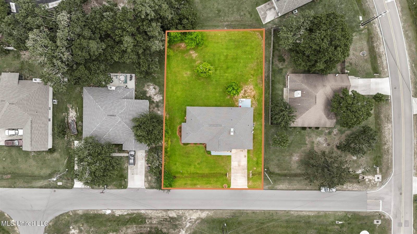 11066 Bayview Lane, Biloxi, MS 39532