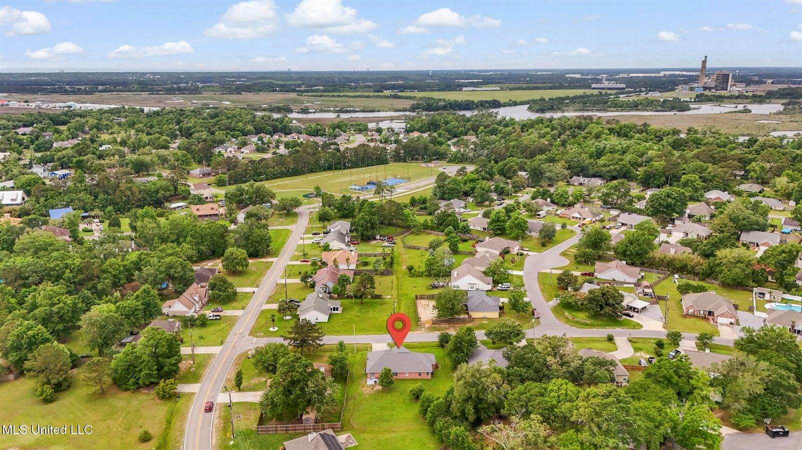 11066 Bayview Lane, Biloxi, MS 39532